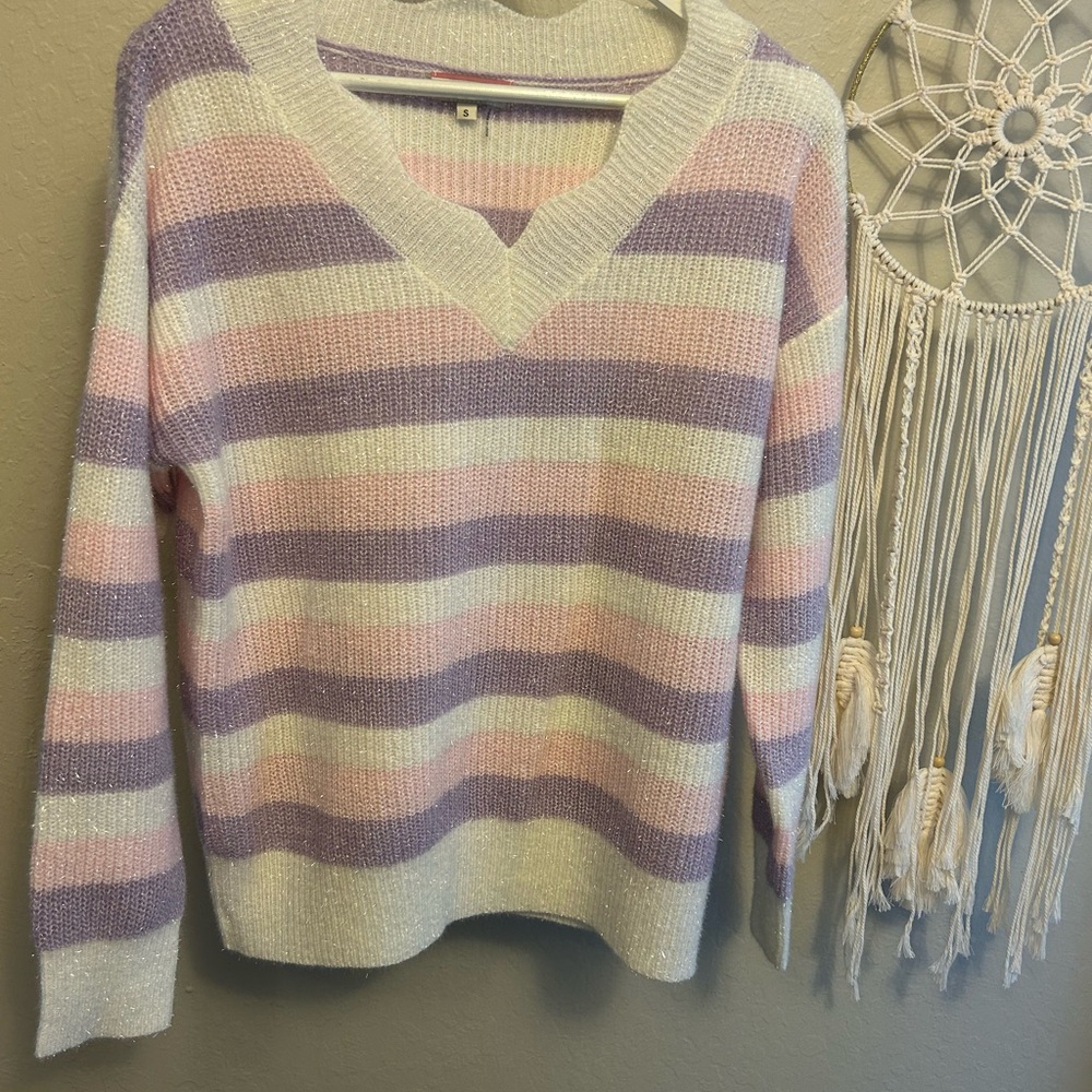 Andree‎ Women's V-Neck Sweater - Purple, Pink, and Cream Stripes